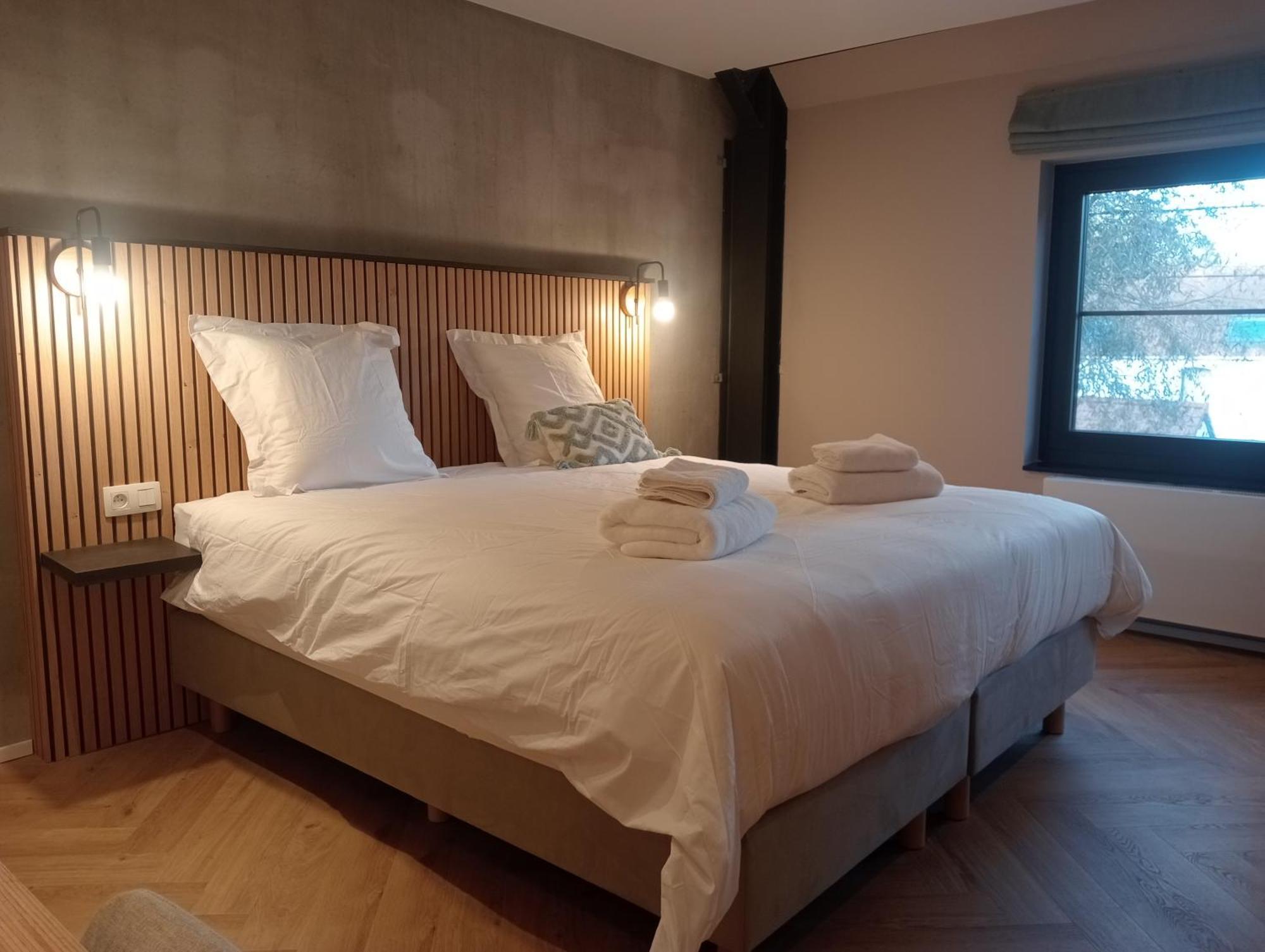 Dionbulles & Dionlodge Guesthouse, Private Wellness Pool In Option Chaumont-Gistoux ภายนอก รูปภาพ